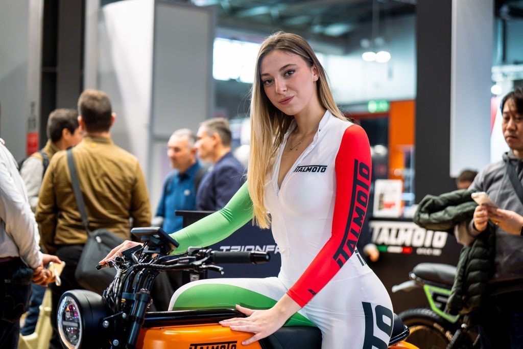 Le ragazze di EICMA 2025 +MAXI GALLERY+
